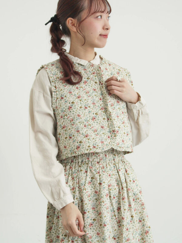 LIBERTY】BEATRICE柄キルトベスト（ピンク/ラベンダー/アウター/ベスト