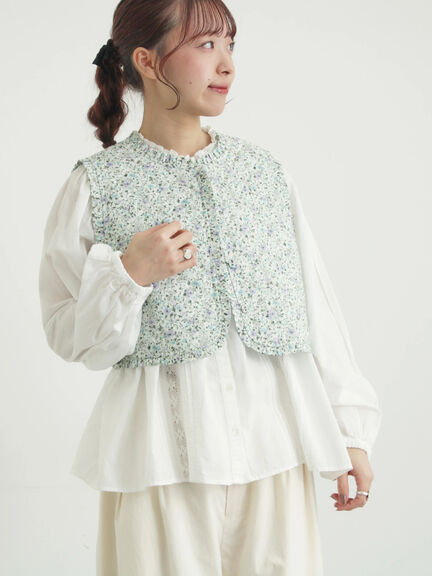 【LIBERTY】BEATRICE柄キルトベスト（ピンク/ラベンダー）｜TSUHARU by Samansa Mos2（ツハルバイサマンサモスモス）通販