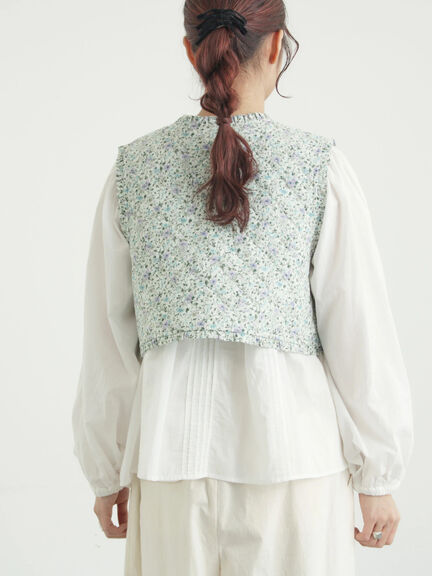 【LIBERTY】BEATRICE柄キルトベスト（ピンク/ラベンダー）｜TSUHARU by Samansa Mos2（ツハルバイサマンサモスモス）通販