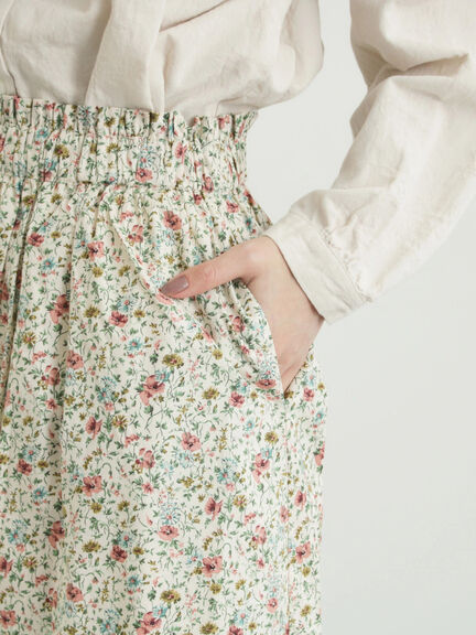 【LIBERTY】BEATRICE柄裾フリルスカート（ピンク/ラベンダー）｜TSUHARU by Samansa Mos2（ツハルバイサマンサモスモス）通販