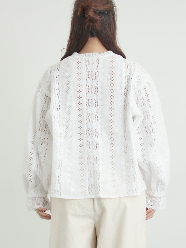 セール】 【WHITE COLLECTION】オーバーレース切替ブラウス（ホワイト