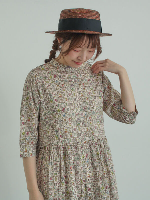 LIBERTY FABRICS】Botanical Language柄ワンピース（ブルー/キナリ