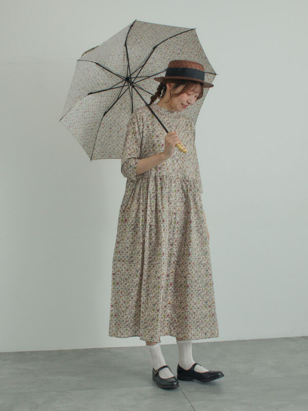 LIBERTY FABRICS】Botanical Language柄ワンピース（ブルー/キナリ