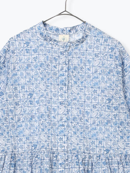 【LIBERTY FABRICS】Botanical Language柄ワンピース（ブルー/キナリ）｜TSUHARU by Samansa Mos2（ツハルバイサマンサモスモス）通販