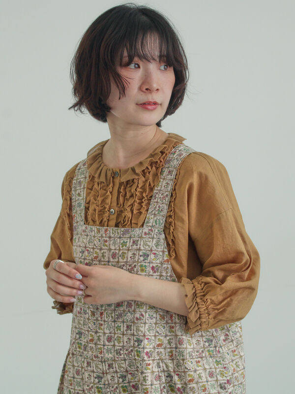 LIBERTY FABRICS】Botanical Language柄サロペット（ブルー/キナリ