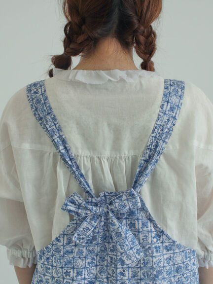 【LIBERTY FABRICS】Botanical Language柄サロペット（ブルー/キナリ）｜TSUHARU by Samansa Mos2（ツハルバイサマンサモスモス）通販