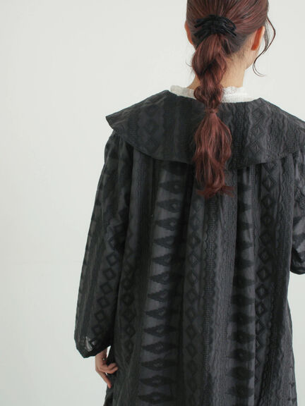 シアー総刺繍コート（オフホワイト/ブラック）｜TSUHARU by Samansa Mos2（ツハルバイサマンサモスモス）通販