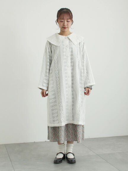 シアー総刺繍コート（オフホワイト/ブラック）｜TSUHARU by Samansa Mos2（ツハルバイサマンサモスモス）通販