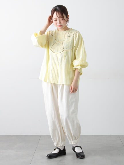ドビーカットワーク刺繍ブラウス（オフホワイト/グレー/イエロー）｜TSUHARU by Samansa Mos2（ツハルバイサマンサモスモス）通販