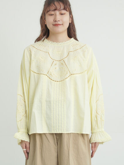 ドビーカットワーク刺繍ブラウス（オフホワイト/グレー/イエロー）｜TSUHARU by Samansa Mos2（ツハルバイサマンサモスモス）通販
