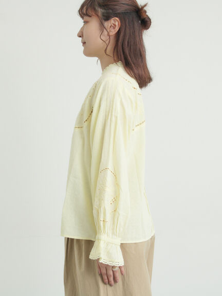 ドビーカットワーク刺繍ブラウス（オフホワイト/グレー/イエロー）｜TSUHARU by Samansa Mos2（ツハルバイサマンサモスモス）通販