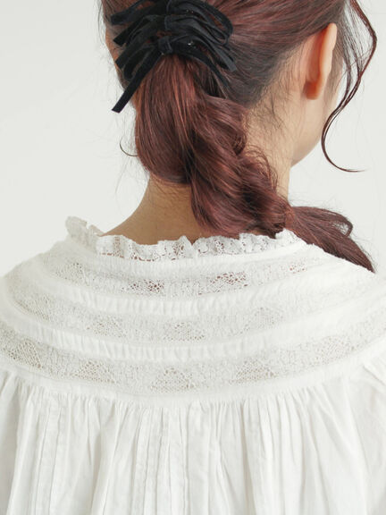 リバーレースラウンド切替ブラウス（オフホワイト/ブラック）｜TSUHARU by Samansa Mos2（ツハルバイサマンサモスモス）通販