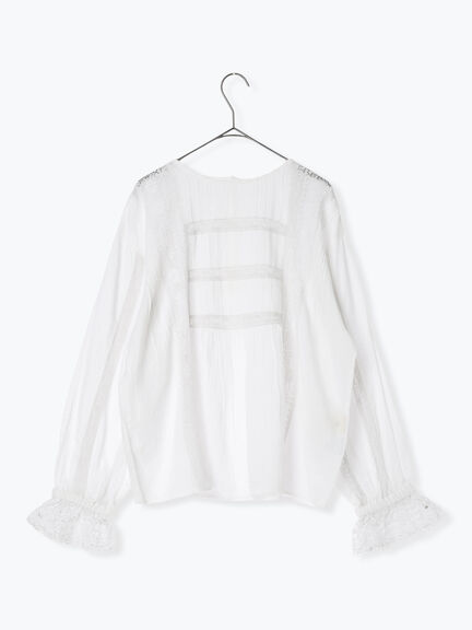 【WHITE COLLECTION】リバーレースピンタックブラウス（ホワイト）｜TSUHARU by Samansa Mos2（ツハルバイサマンサモスモス）通販