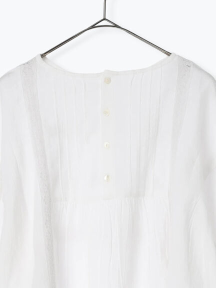 【WHITE COLLECTION】リバーレースピンタックブラウス（ホワイト）｜TSUHARU by Samansa Mos2（ツハルバイサマンサモスモス）通販