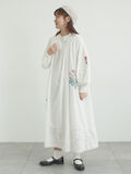 【WEB限定 Sサイズ】ランダム刺繍レース切替ワンピース（オフホワイト）｜TSUHARU by Samansa Mos2（ツハルバイサマンサモスモス）通販