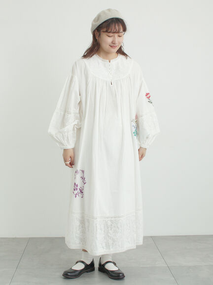 【WEB限定 Sサイズ】ランダム刺繍レース切替ワンピース（オフホワイト/チャコールグレー/ミント）｜TSUHARU by Samansa Mos2（ツハルバイサマンサモスモス）通販