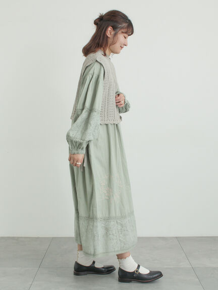 【WEB限定 Sサイズ】ランダム刺繍レース切替ワンピース（オフホワイト/チャコールグレー/ミント）｜TSUHARU by Samansa Mos2（ツハルバイサマンサモスモス）通販