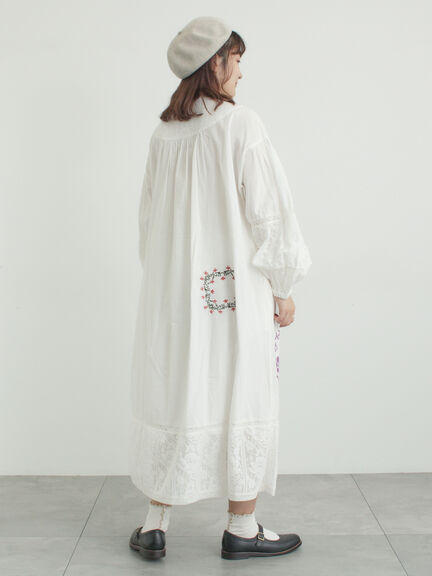 【WEB限定 Sサイズ】ランダム刺繍レース切替ワンピース（オフホワイト/チャコールグレー/ミント）｜TSUHARU by Samansa Mos2（ツハルバイサマンサモスモス）通販