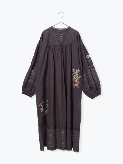 【WEB限定 Sサイズ】ランダム刺繍レース切替ワンピース（オフホワイト/チャコールグレー/ミント）｜TSUHARU by Samansa Mos2（ツハルバイサマンサモスモス）通販