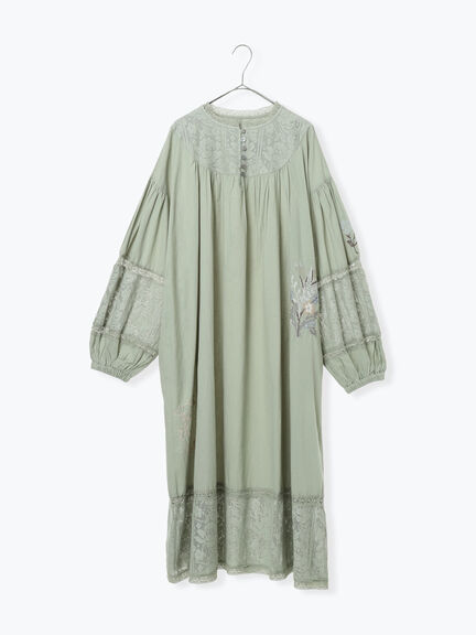 【WEB限定 Sサイズ】ランダム刺繍レース切替ワンピース（オフホワイト/チャコールグレー/ミント）｜TSUHARU by Samansa Mos2（ツハルバイサマンサモスモス）通販