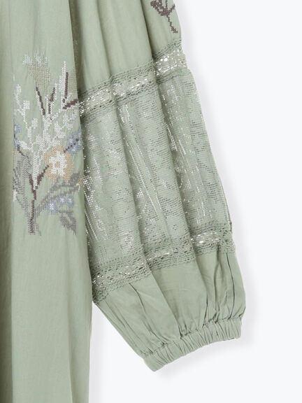 【WEB限定 Sサイズ】ランダム刺繍レース切替ワンピース（オフホワイト/チャコールグレー/ミント）｜TSUHARU by Samansa Mos2（ツハルバイサマンサモスモス）通販