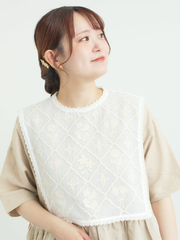 WEB限定 Sサイズ】メッシュ花刺繍ベスト付きワンピース