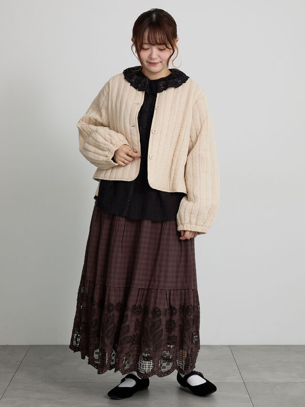 Embroidery Collection】オーバーレースブラウス（ブラック/キナリ