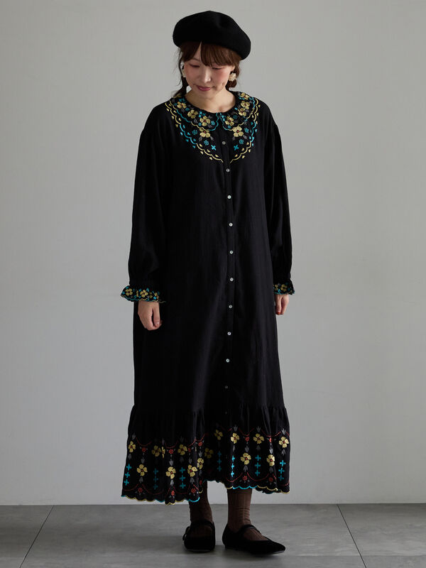 Embroidery collection】カラフル刺繍ワンピース【WEB限定 Sサイズ
