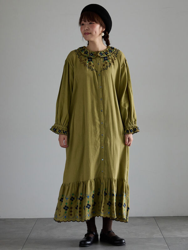Embroidery collection】カラフル刺繍ワンピース【WEB限定 Sサイズ