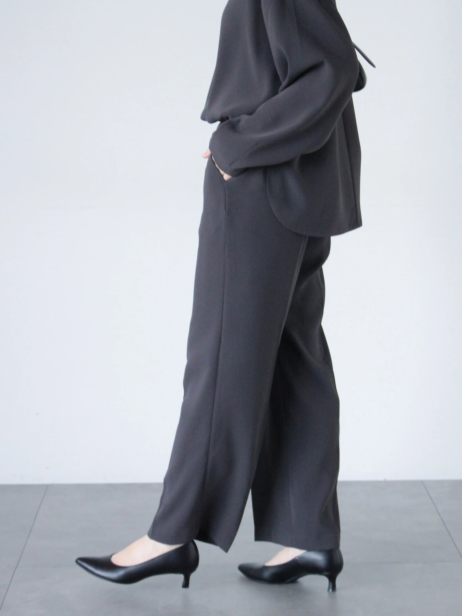 驚きの価格が実現！ 01_001.jpg Suit Formal Dress