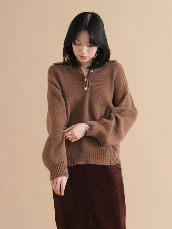 モヘヤライク衿付ニットプルオーバー（チャコールグレー/ブラウン