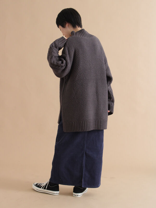 セール】 ハイネックケーブルニットプルオーバー（オフホワイト