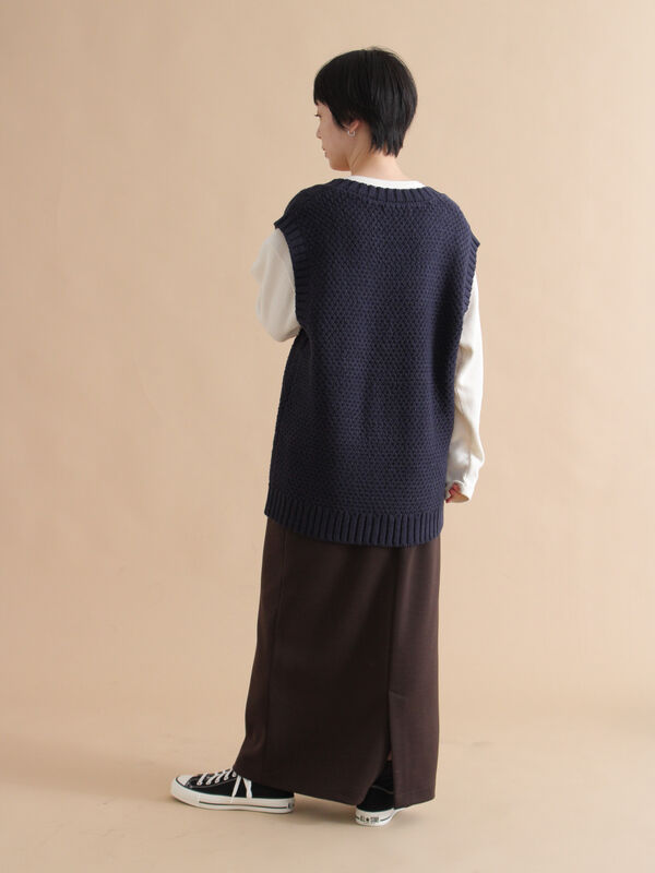 ケーブルニットベスト（オフホワイト/チャコールグレー/ネイビー