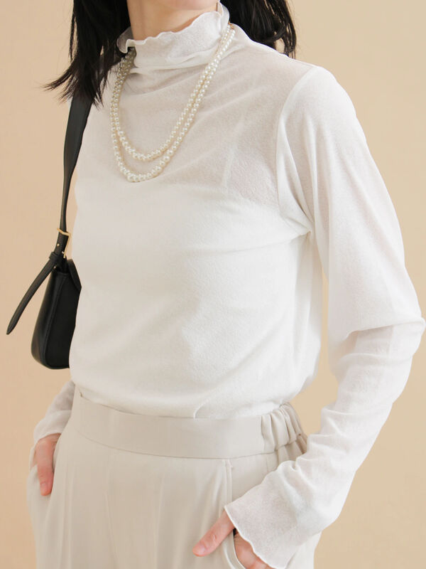 シアープルオーバー（オフホワイト/ブラック/トップス/カットソー