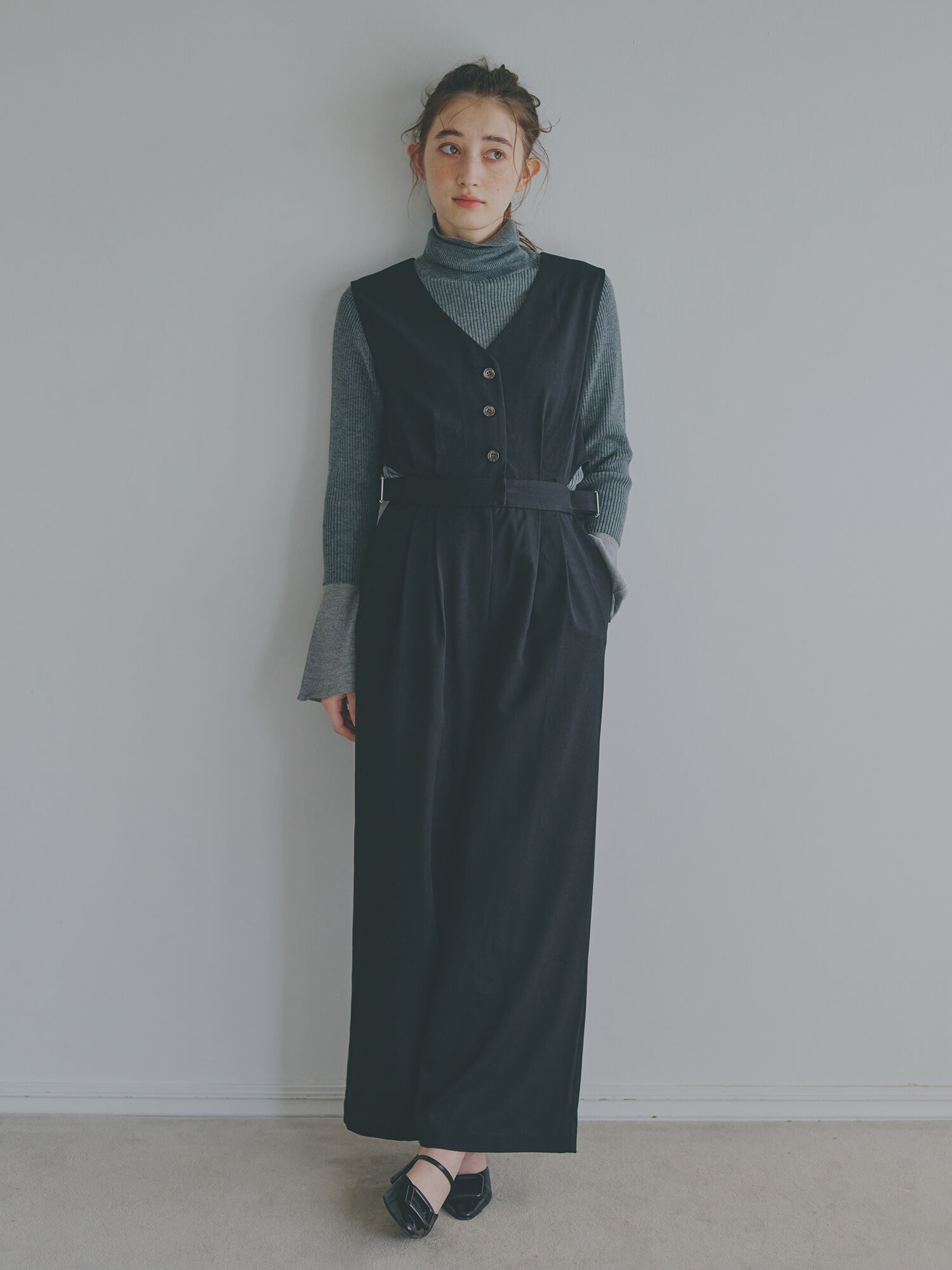 St.cecilia Vネックサロペット　グレー 01_001.jpg?img_width=750