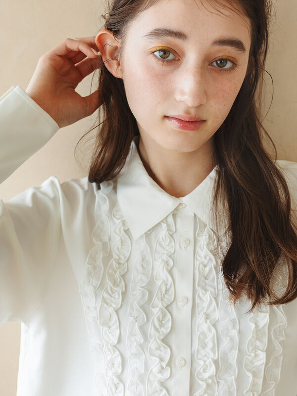 セール】 フリルシャツ（ホワイト/サックスブルー/トップス