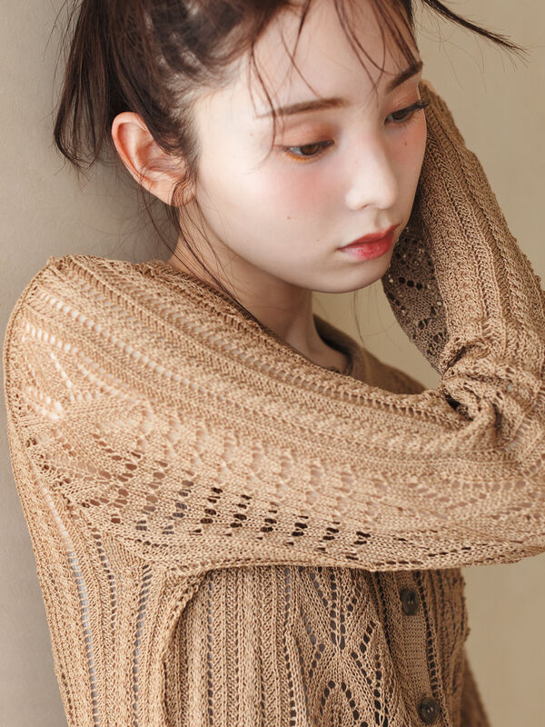 セール】 透かし編み襟付きカーディガン（ブラック/ベージュ