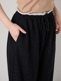 新品　コヒナ　ブラック レースパンツ ツータックレースイージーパンツ-short & regular | 小柄・低