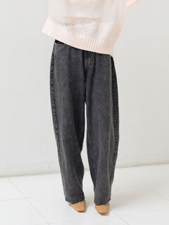 もも様お買上げ予定•*¨*•.☆70年代風ベルボトム/大満足のスソめちゃ広 セール】 デニムパンツ（ブラック/ブルー/ボトムス/パンツ）| sō4ū