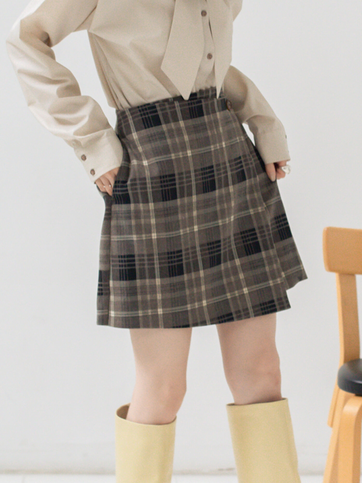 セール】 ラップ風ミニスカート（グレー/ベージュ/ボトムス/スカート