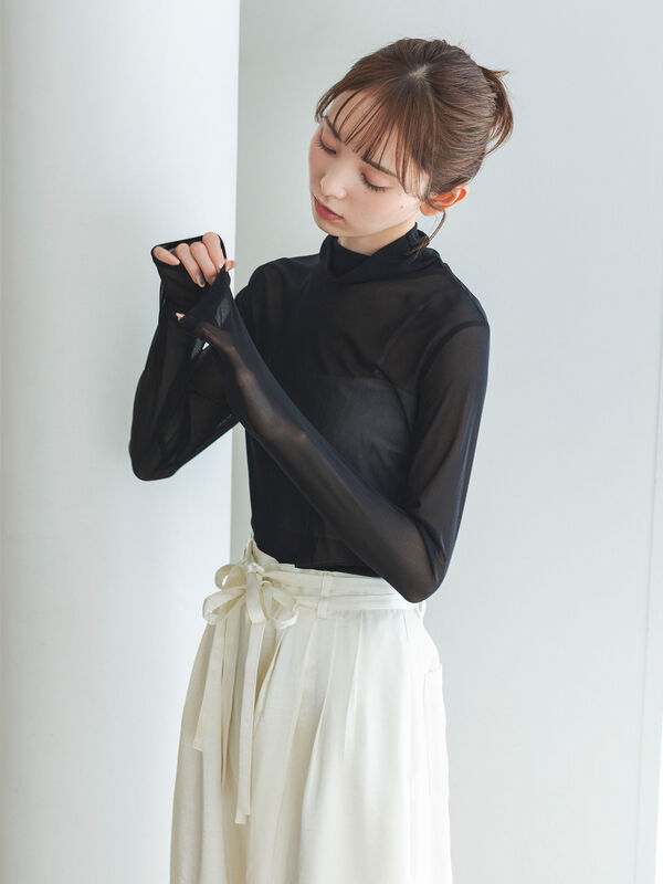 【新品】シアーハイネックカットソー セール】 シアーハイネックカットソー（ブラック/ベージュ/トップス