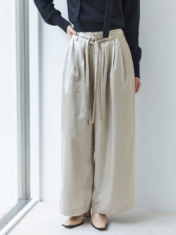 サテンタックワイドパンツ（ベージュ）｜sō4ū（ソウフォーユー）通販