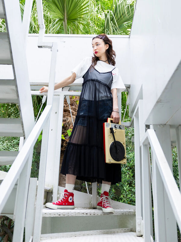 【週末限定￥】ベティーズブルーTシャツ　BETTY'S BLUE　ショッパー付き ベティーズブルー」限定復活、人気プリント&