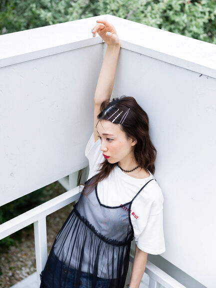 ショッパー柄 バックプリントTシャツ（ピンク/レッド/パープル）｜BETTY'S BLUE（ベティーズブルー）通販