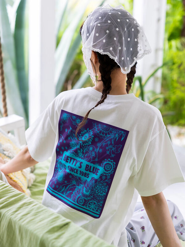 【boohoo】ローズ バックプリント Tシャツ セール】ハート バックプリントTシャツ（Tシャツ/カットソー