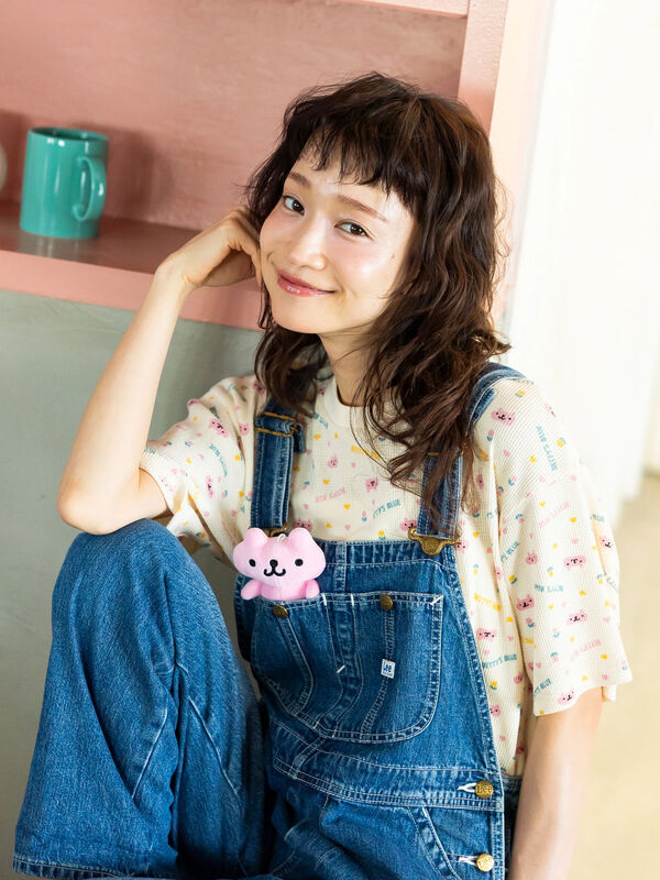 エイミーちゃん総柄プリント ワッフルT（クリーム）｜BETTY'S BLUE（ベティーズブルー）通販
