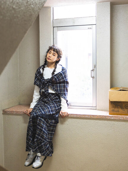 BETTY’S BLUE チェックストール（レッド/ネイビー）｜BETTY'S BLUE（ベティーズブルー）通販