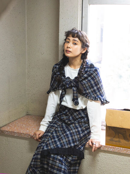 BETTY’S BLUE チェックストール（レッド/ネイビー）｜BETTY'S BLUE（ベティーズブルー）通販