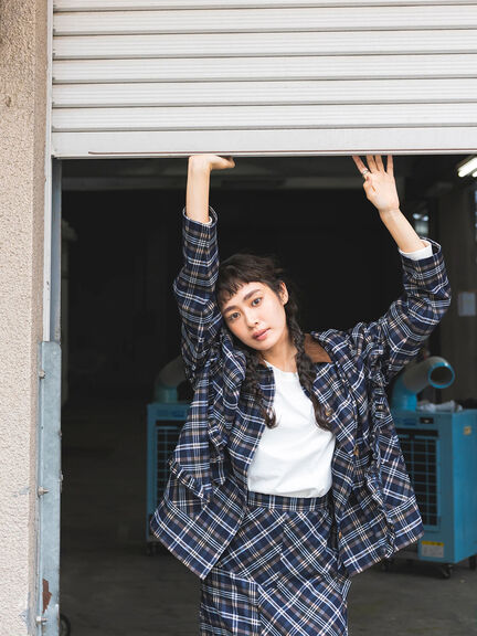 BETTY’S BLUE チェックストール（レッド/ネイビー）｜BETTY'S BLUE（ベティーズブルー）通販