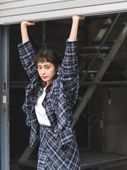 BETTY’S BLUE チェックストール（レッド/ネイビー）｜BETTY'S BLUE（ベティーズブルー）通販